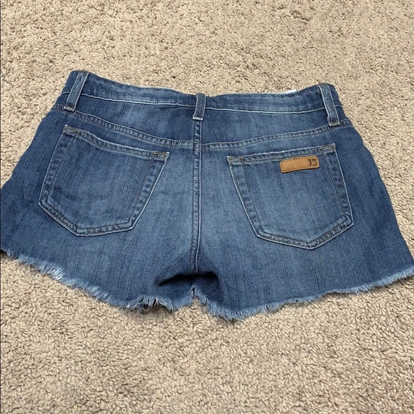 Joe’s jeans distressed shorts size 25 - Picture 5 of 8